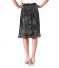 Fusta semiclos din viscoza imprimata cu motive florale