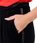 Pantaloni largi din catifea elastica neagra