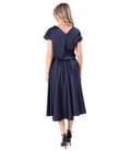 Rochie midi din satin elastic cu decolteu barcuta