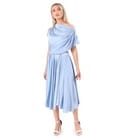 Rochie midi din satin elastic cu decolteu barcuta