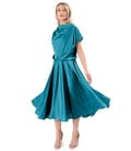 Rochie midi din satin elastic cu decolteu barcuta