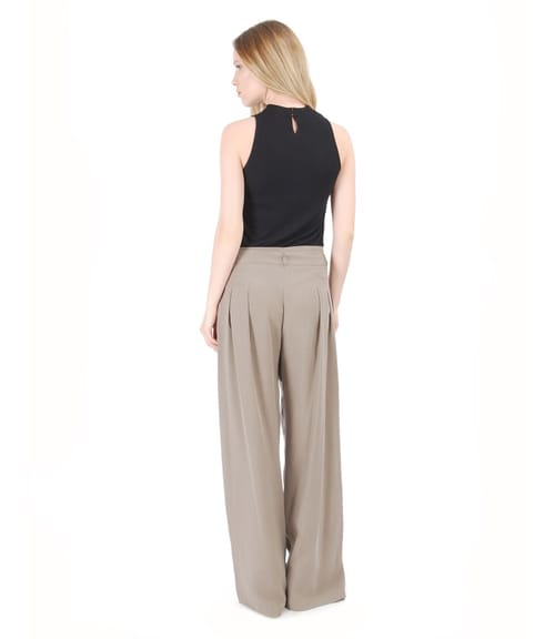 Bluza din jerse raiat fara maneci cu pantaloni largi din viscoza