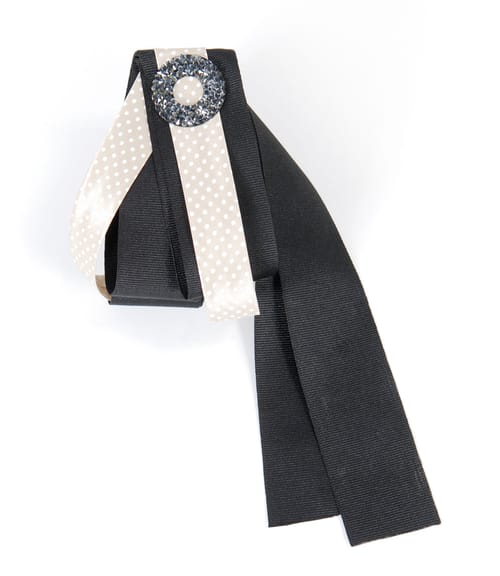 Brosa accesoriu din rips cu aplicatie de cristale