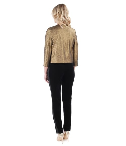 Sacou de ocazie cu aplicatii metalice si pantaloni din catifea neagra