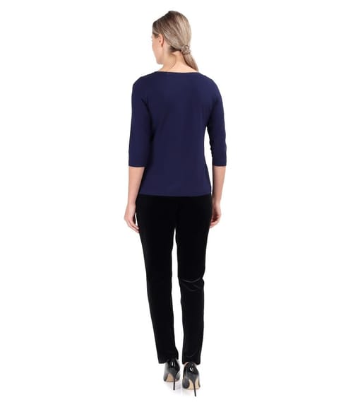 Tinuta eleganta cu pantaloni din catifea elastica si bluza din jerse elastic fin