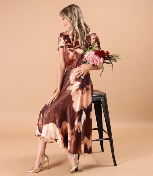 Rochie midi din viscoza satinata imprimat cu flori supradimensionate