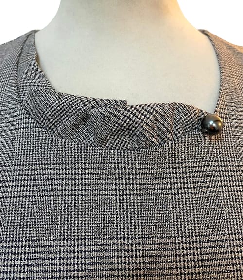 Rochie office din stofa in carouri cu fir metalic