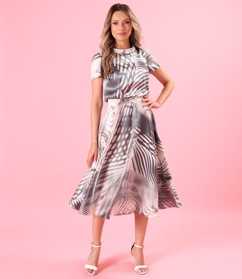 Rochie midi eleganta din viscoza satinata imprimata cu motive geometrice