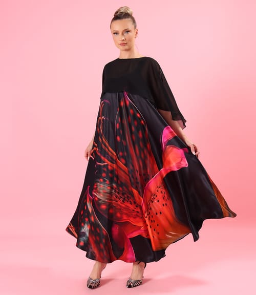 Rochie lunga din satin de viscoza cu capa din voal