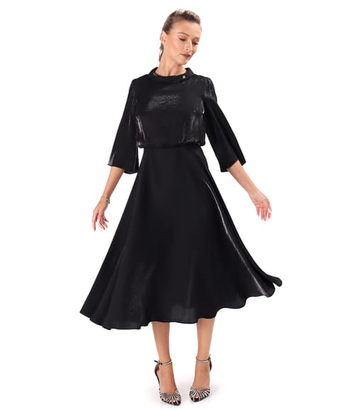 Rochie midi din tesatura satinata