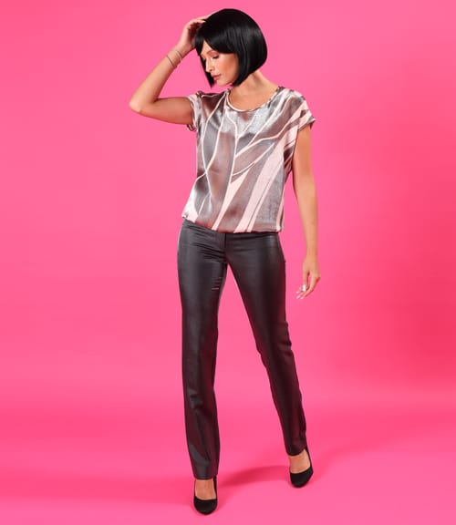 Bluza eleganta din organza plina de viscoza cu pantaloni pana din tesatura cu aspect satinat