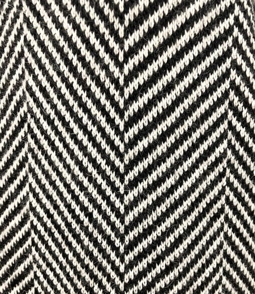Cardigan lung tricotat cu lana si alpaca, cu model zigzag si cordon in talie