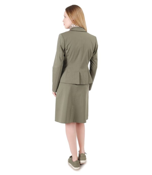 Tinuta casual cu fusta si sacou din bumbac texturat