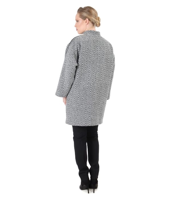 Tinuta eleganta cu jacheta si pantaloni pana