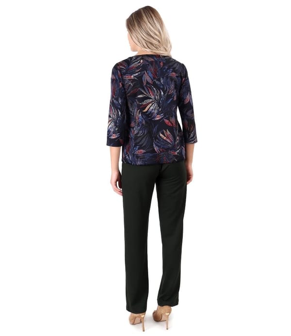 Pantaloni lejeri din jerse elastic gros cu bluza din jerse imprimat cu motive florale