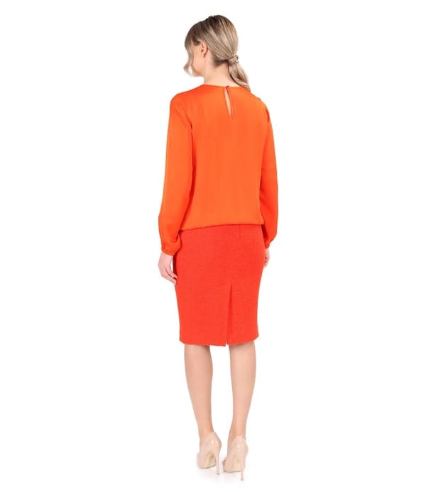 Bluza eleganta din viscoza satinata si fusta din bucle cu lana si alpaca