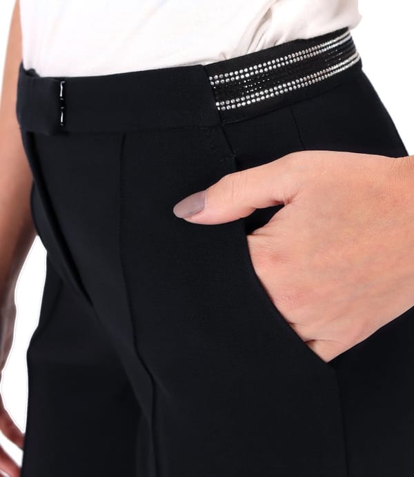 Pantaloni eleganti pana din stofa elastica