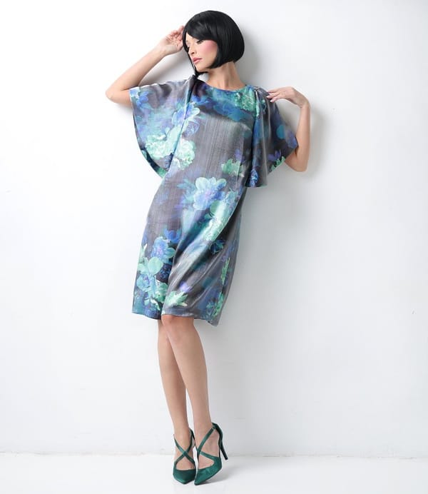 Rochie de seara din viscoza satinata cu motive florale