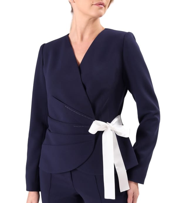 Sacou elegant din stofa elastica cu viscoza cu falduri pe fata