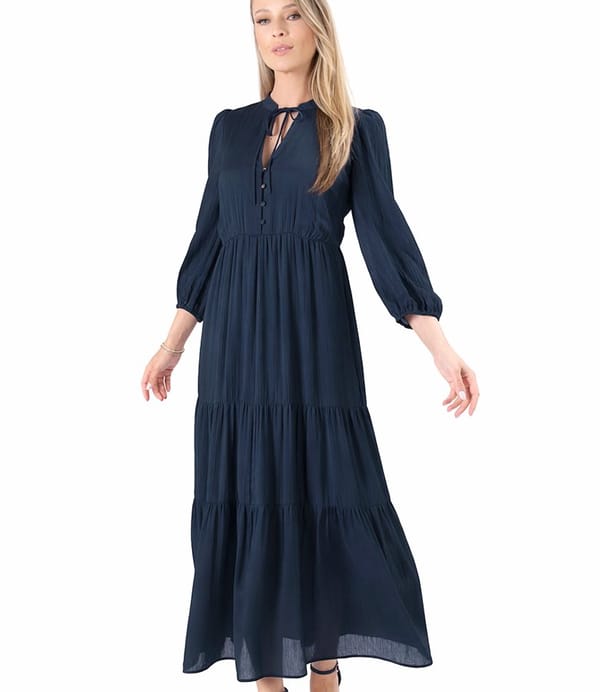 Rochie lunga cu volane din voal uni