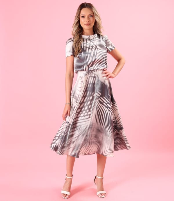 Rochie midi eleganta din viscoza satinata imprimata cu motive geometrice