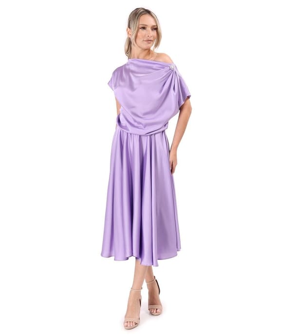 Rochie midi din satin elastic cu decolteu barcuta