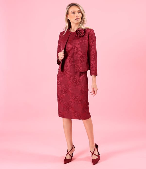 Rochie eleganta din brocart cu motive florale
