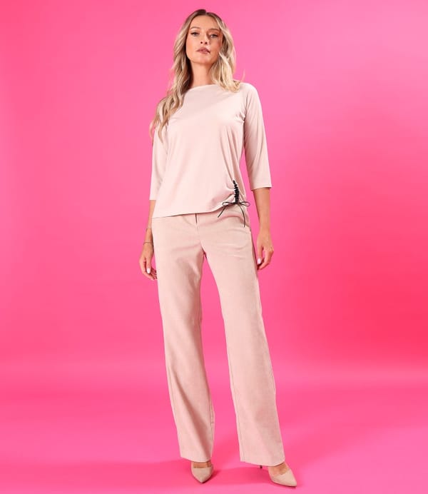 Pantaloni drepti din stofa groasa cu lycra si viscoza cu bluza din jerse elastic