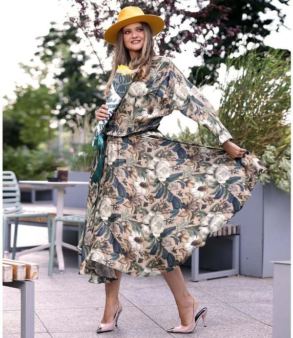 Rochie midi din viscoza cu matase naturala imprimata cu motive florale