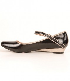 Balerini din piele lacuita neagra Irregular Choice 3585
