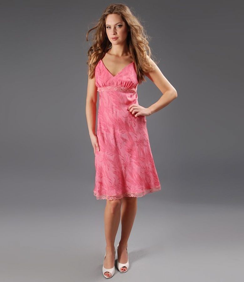 Rochie din viscoza brocart roz