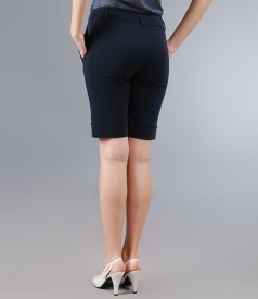 Pantaloni scurti bleumarin cu mansete