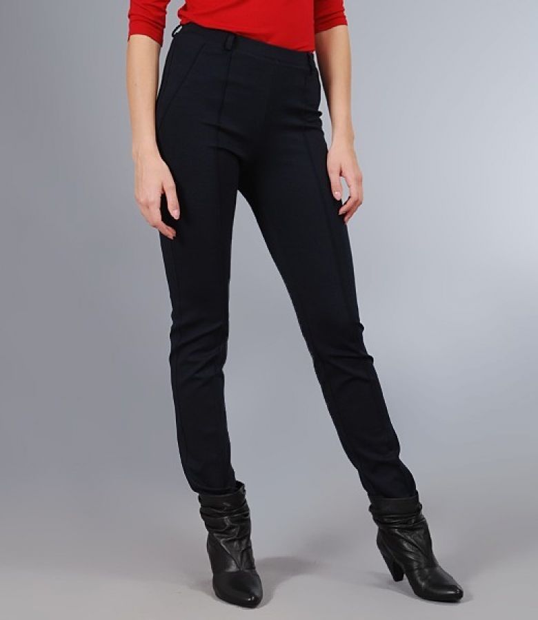Pantaloni din jerse gros bleumarin cu nervuri