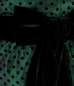 Rochie de seara din tafta verde cu picouri si cordon de catifea
