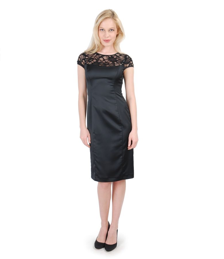 Rochie din saten elastic cu garnitura de dantela