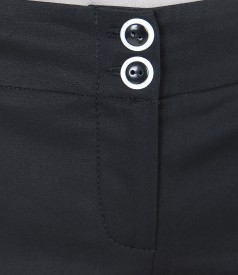 Pantaloni cu buzunare din bumbac elastic
