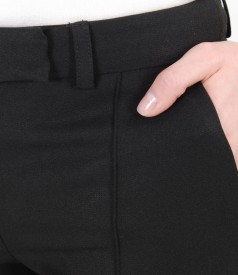 Pantaloni pana din stofa elastica cu garnitura de piele ecologica
