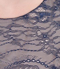 Rochie din dantela cu maneci scurte
