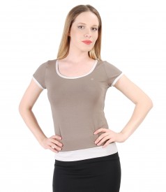 Tricou din jerse elastic cu garnitura