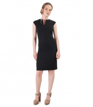 Rochie eleganta din stofa elastica