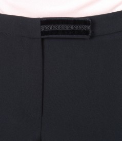 Pantaloni eleganti cu dunga