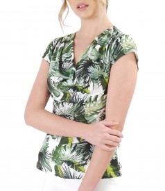 Bluza imprimata cu motive florale si falduri pe fata