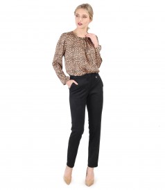 Bluza cu animal print si pantaloni din stofa groasa catifelata