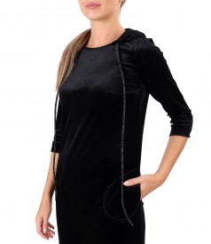 Rochie din catifea elastica cu gluga