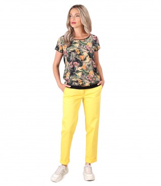Pantaloni din bumbac texturat cu bluza cu fata imprimata cu flori