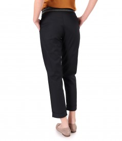 Pantaloni din bumbac elastic subtire cu buzunare pe fata