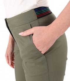 Pantaloni din bumbac elastic subtire cu buzunare pe fata