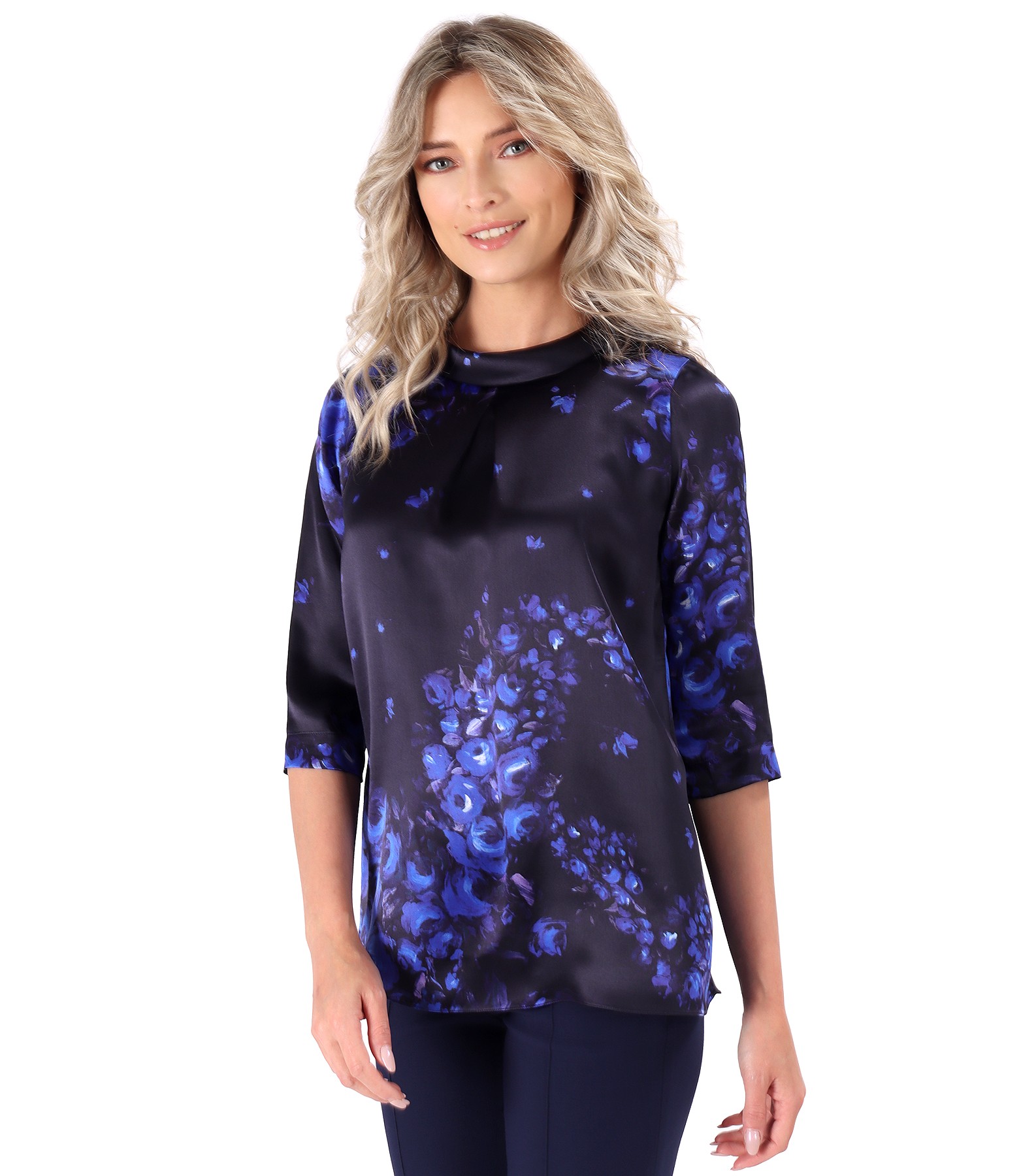 Rendition Plantation Surrender Bluza din matase naturala imprimata cu motive florale bleumarin - YOKKO Rendition Plantation Surrender Bluza din matase naturala imprimata cu motive florale bleumarin - YOKKO