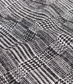 Rochie din stofa texturata in carouri