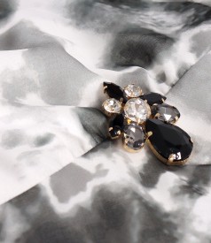 Rochie eleganta din voal imprimat cu brosa cu cristale